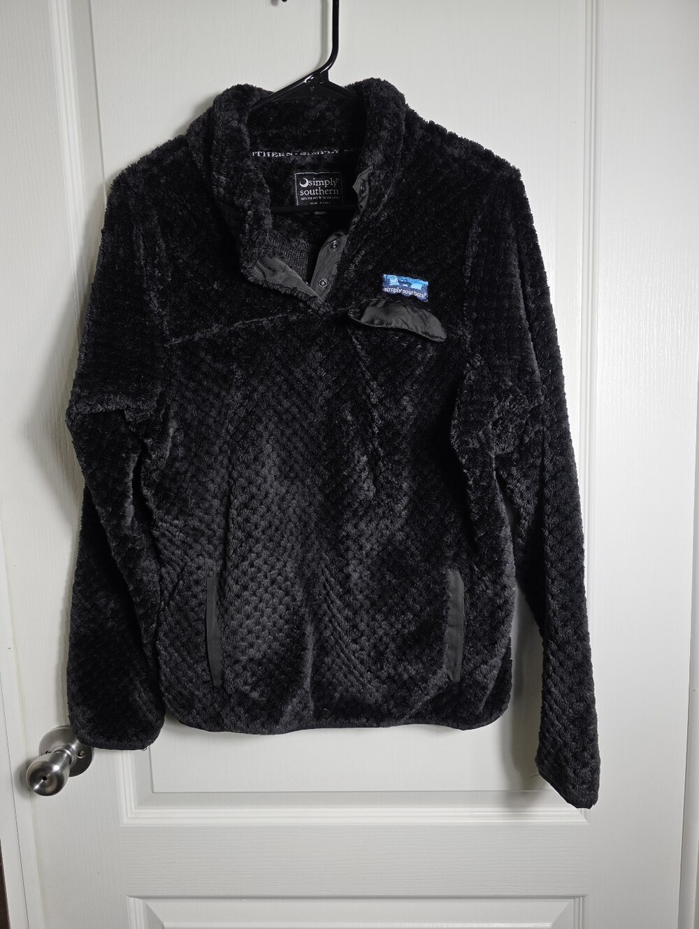 Womens Simply Southern Teddy Fleece Pullover Size Small Black